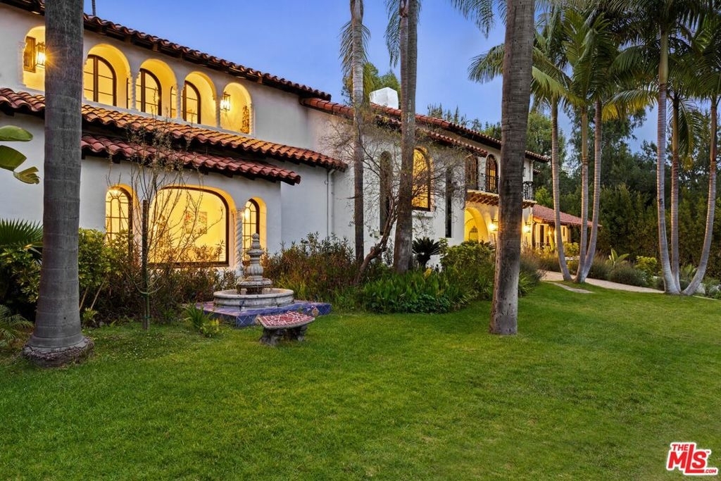 9451 Sunset Boulevard - Photo 33