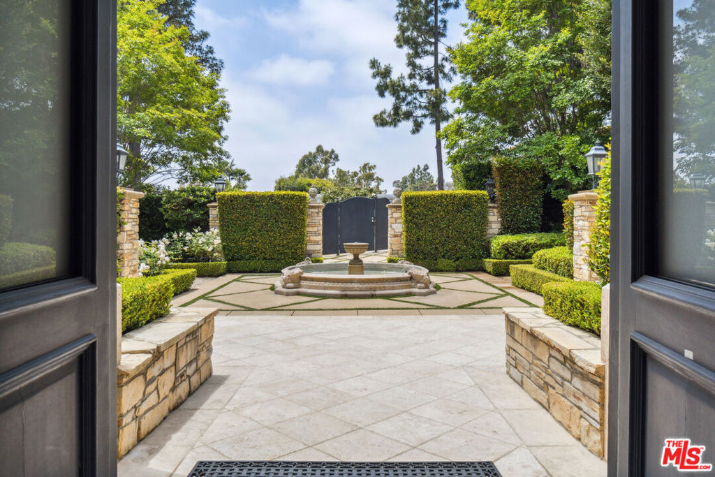 952 N Alpine Drive - Photo 6