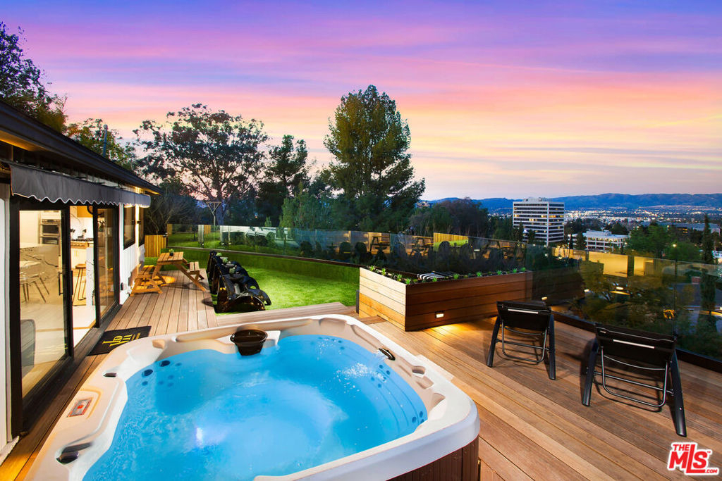 5129 Marmol Drive - Photo 0