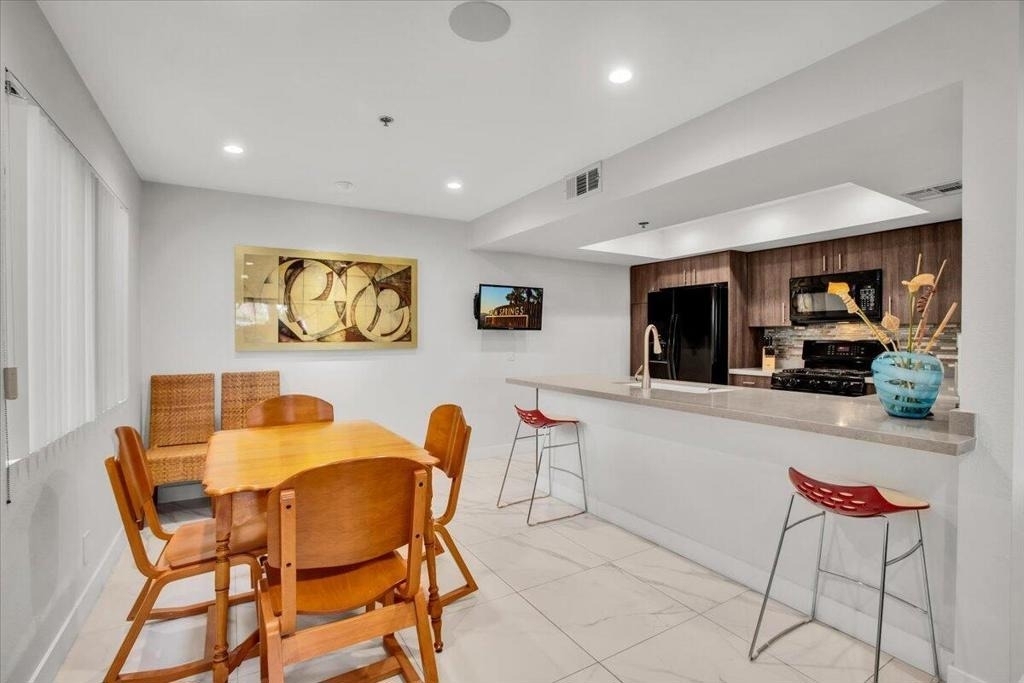 200 E Racquet Club Road - Photo 9