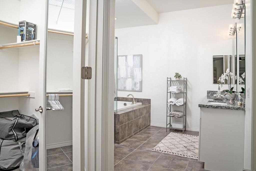 67296 Lakota Court - Photo 12
