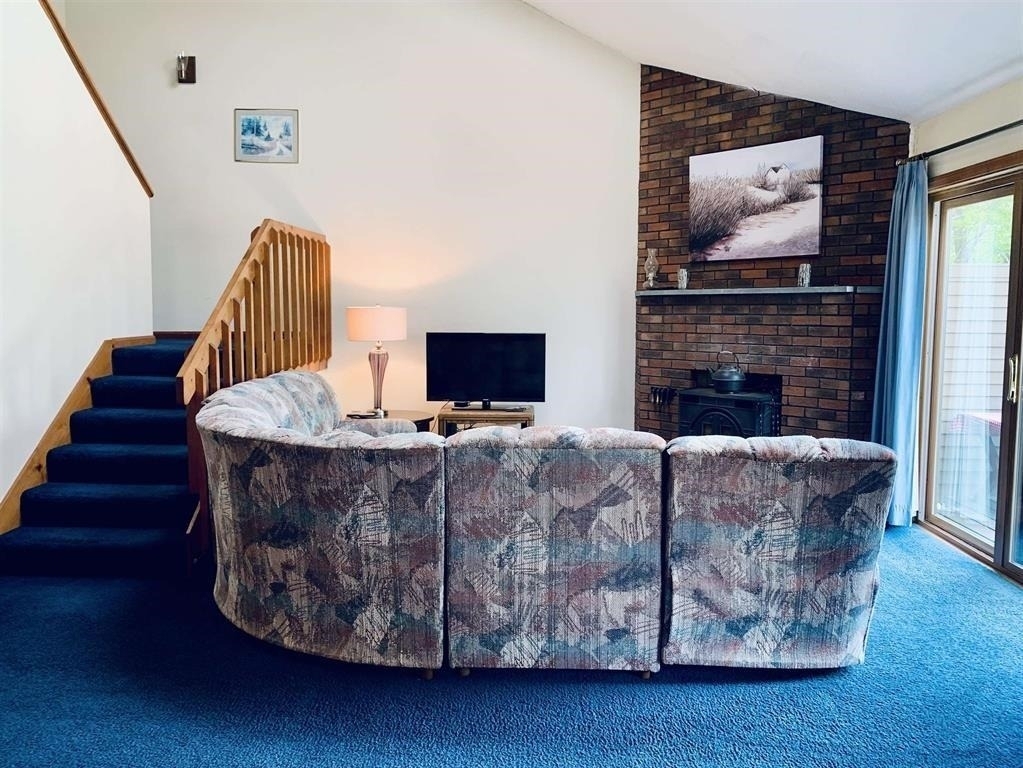 61 Woodbury - Photo 12