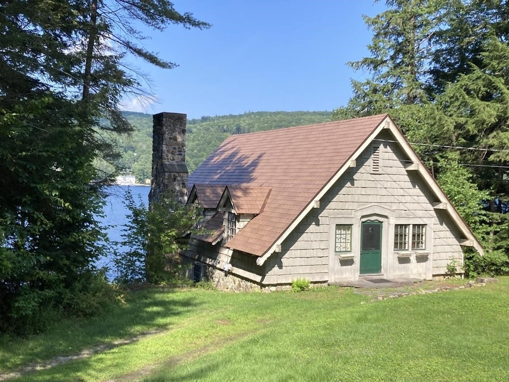246 Whittemore Point - Photo 0