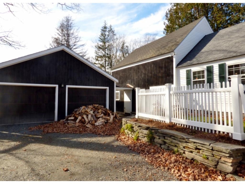 194 Main - Photo 29