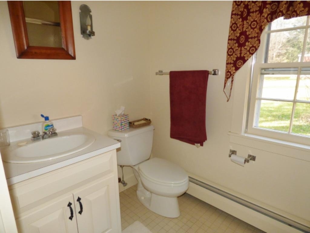 194 Main - Photo 21