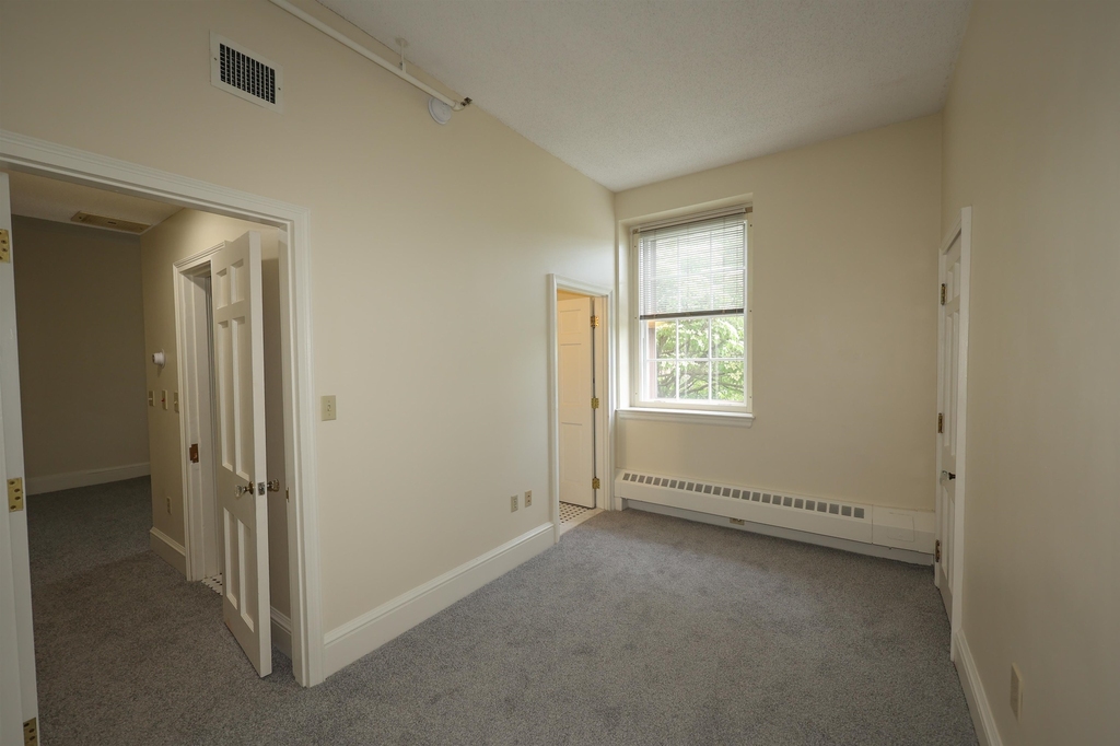 227 Pleasant - Photo 26