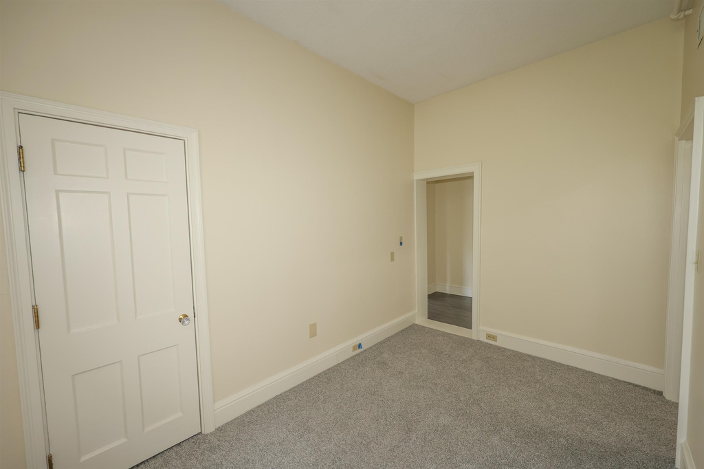227 Pleasant - Photo 28