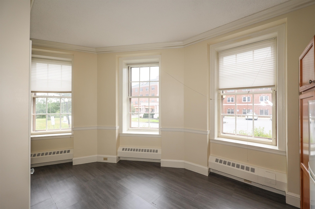 227 Pleasant - Photo 23