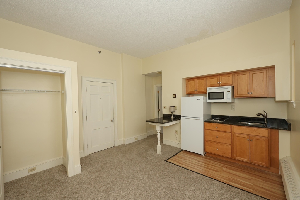 227 Pleasant - Photo 20