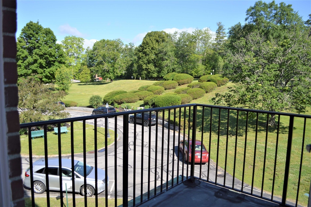 227 Pleasant - Photo 38
