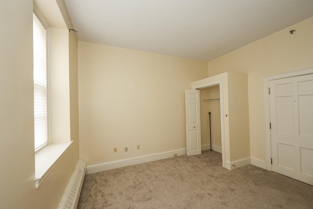 227 Pleasant - Photo 25