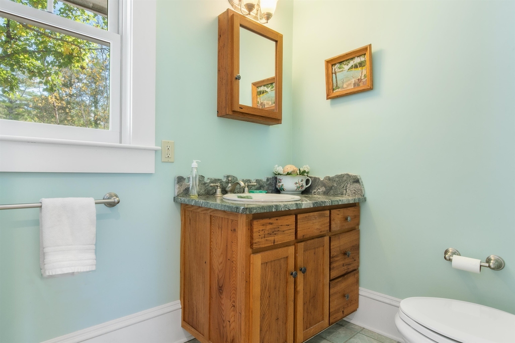 255 Pikes Point - Photo 23