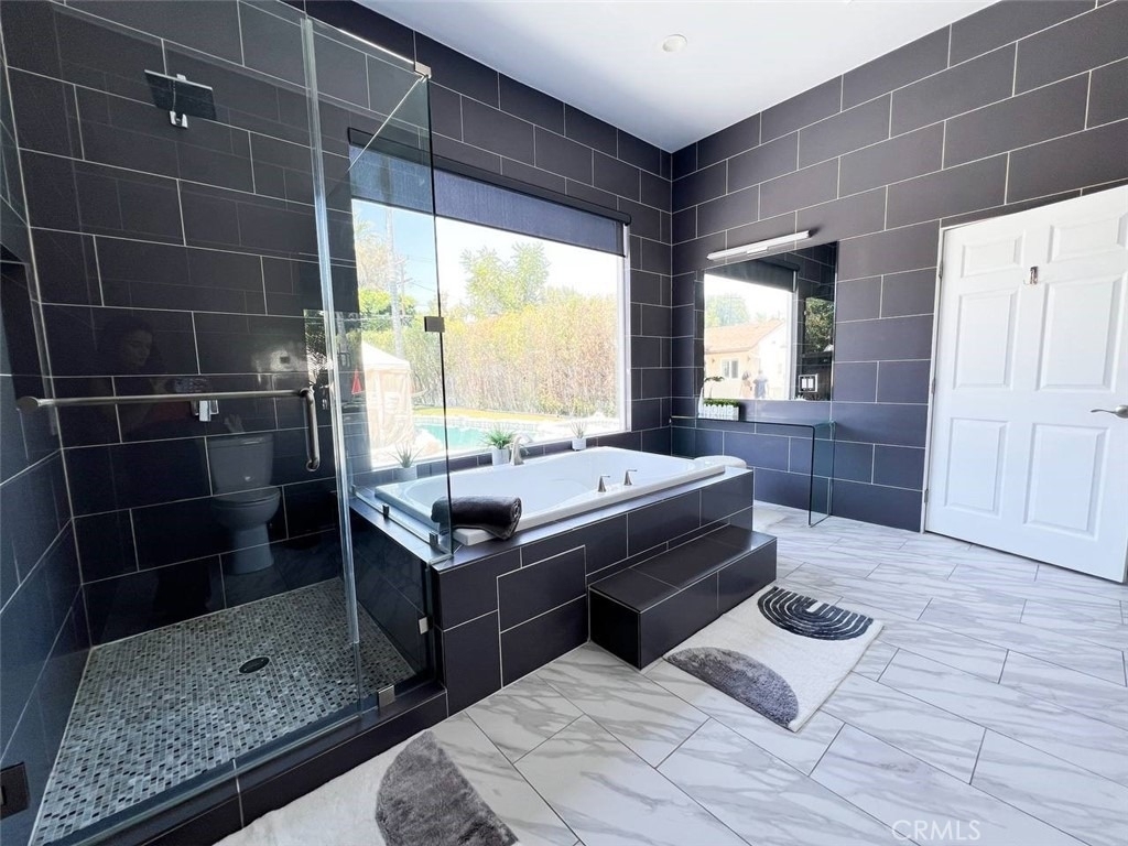 5835 Topeka Drive - Photo 35