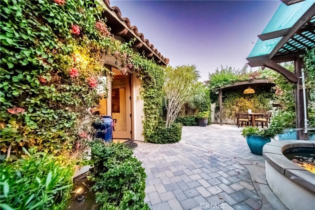 56705 Village Drive - Photo 41