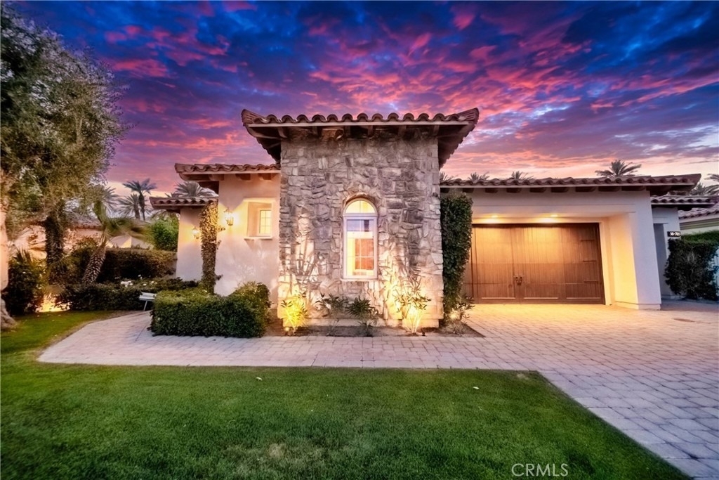 56705 Village Drive - Photo 3