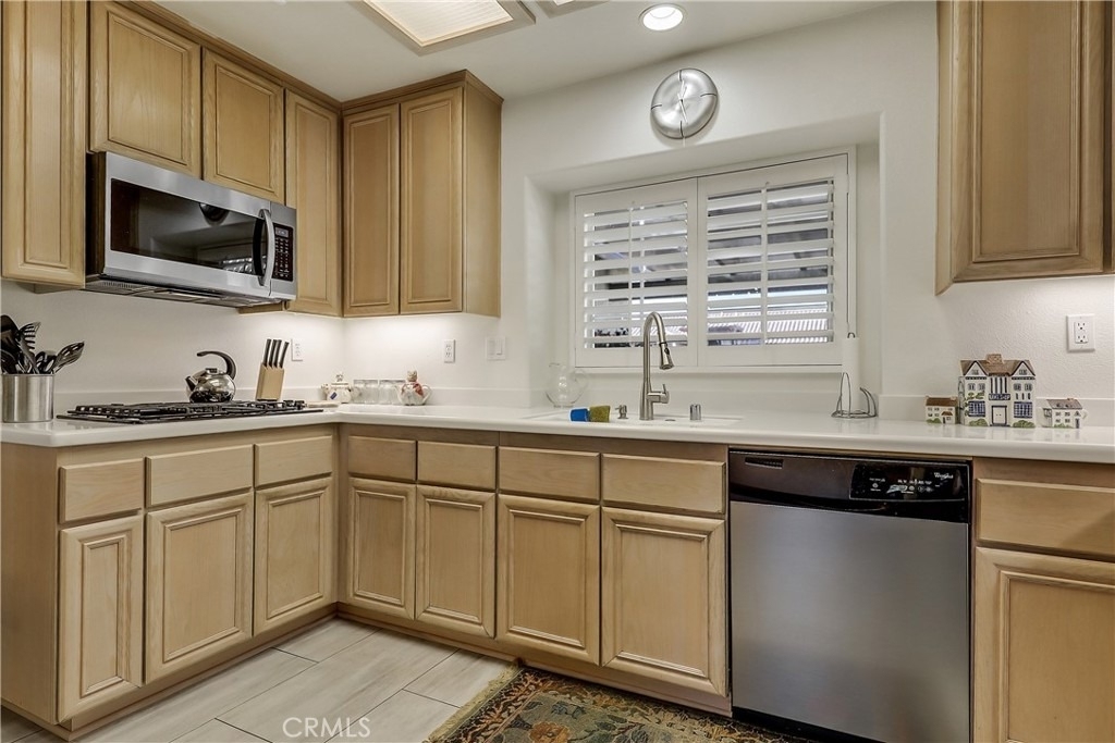 43760 Milan Court - Photo 11