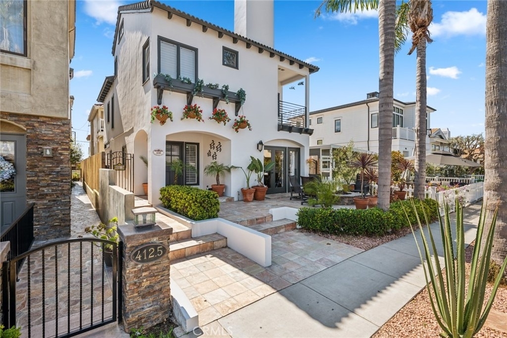 410.5 Goldenrod Avenue - Photo 0