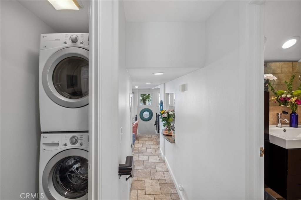 410.5 Goldenrod Avenue - Photo 23
