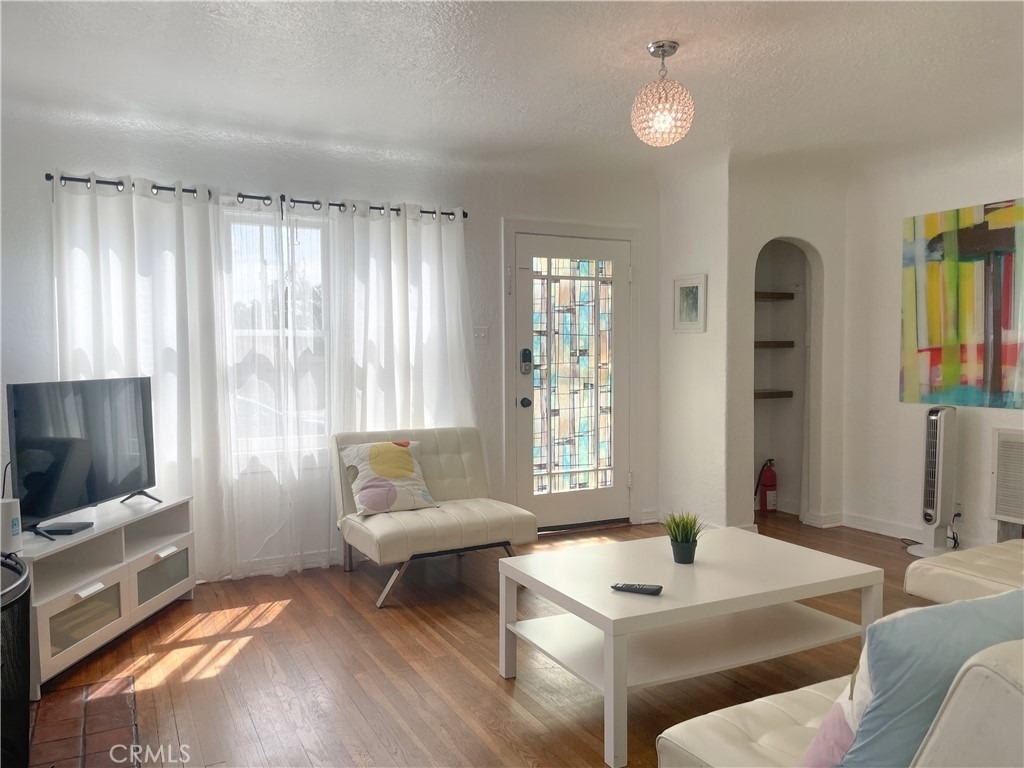 428 S Ditmar Street - Photo 2