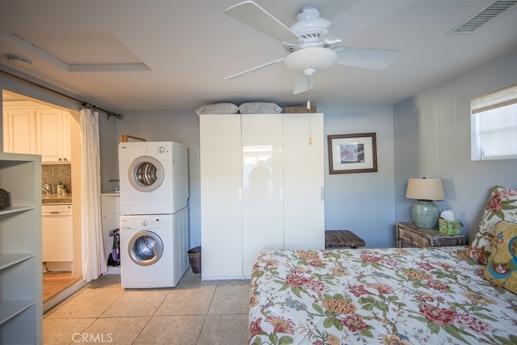 1086 Glenneyre Street - Photo 22