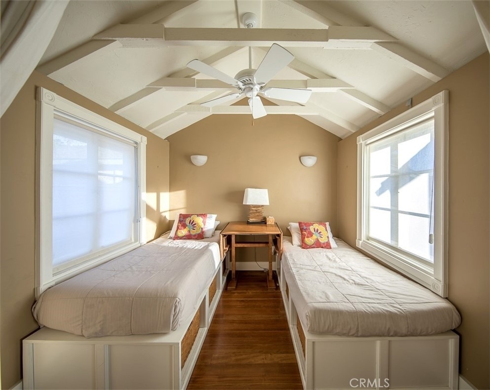 1086 Glenneyre Street - Photo 30