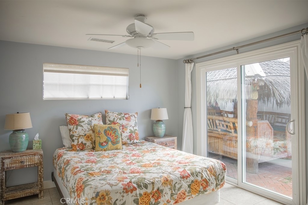 1086 Glenneyre Street - Photo 27