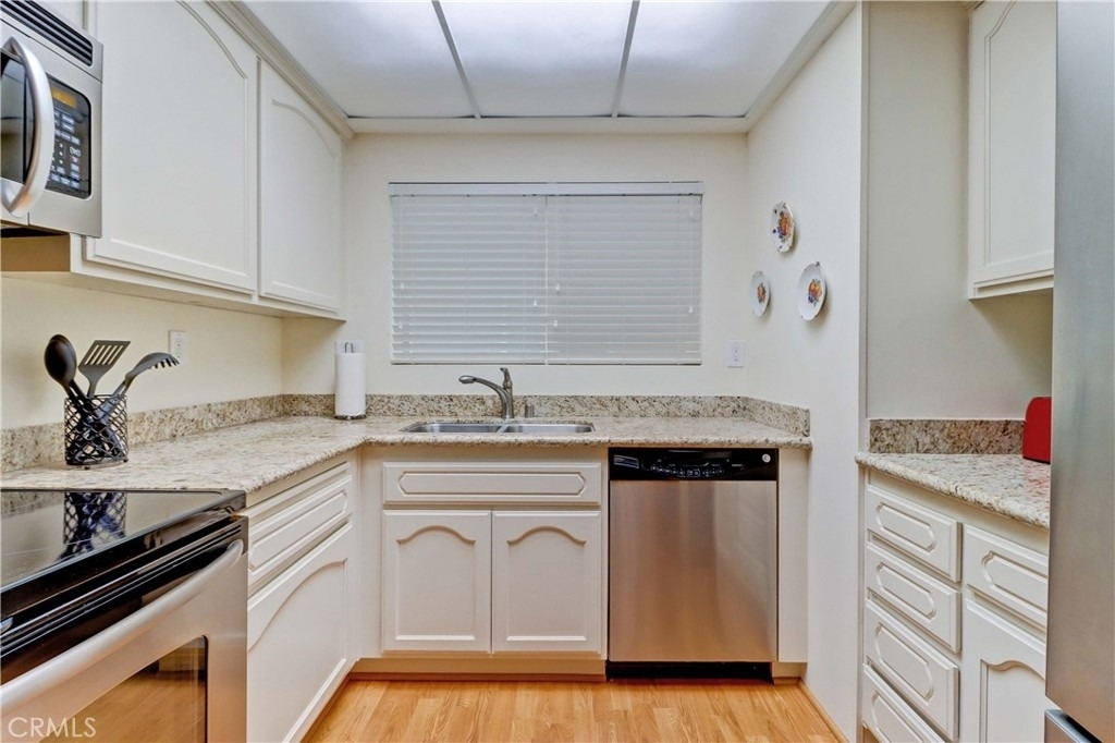 3249 San Amadeo - Photo 17