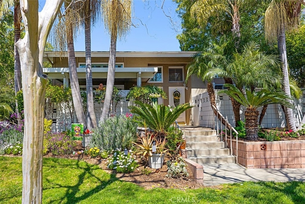 480 Calle Cadiz - Photo 1