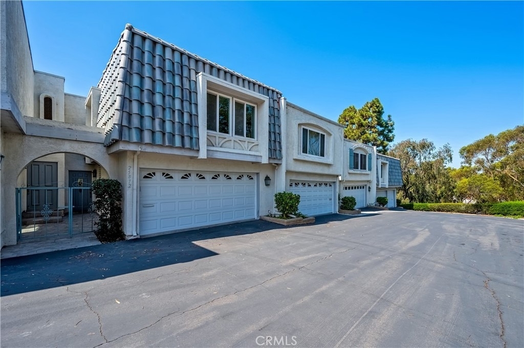 25872 Vista Drive W - Photo 1