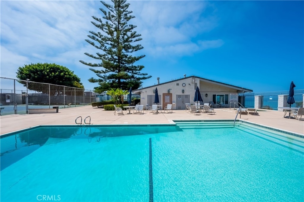 25872 Vista Drive W - Photo 61