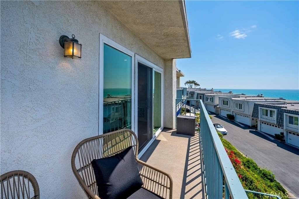25872 Vista Drive W - Photo 37