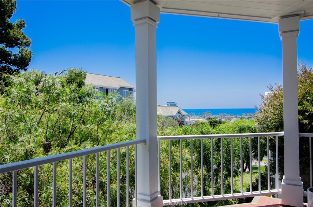 34300 Lantern Bay Drive - Photo 0