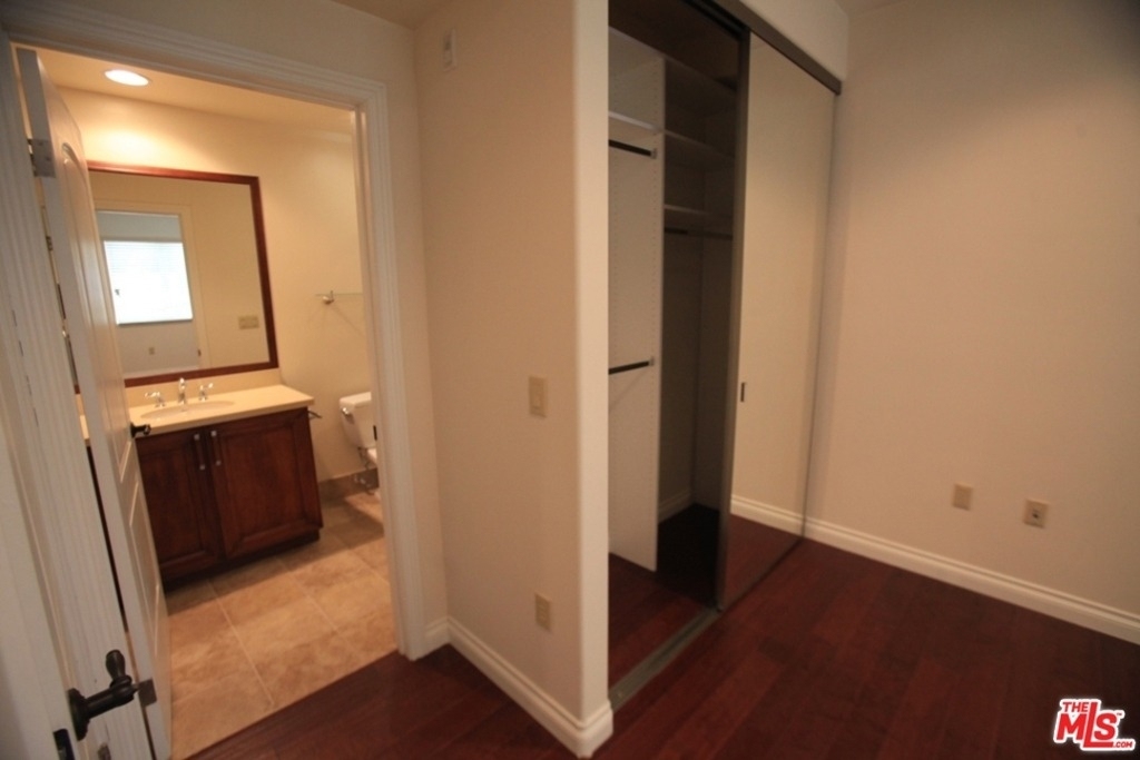 10765 Wilkins Avenue - Photo 5