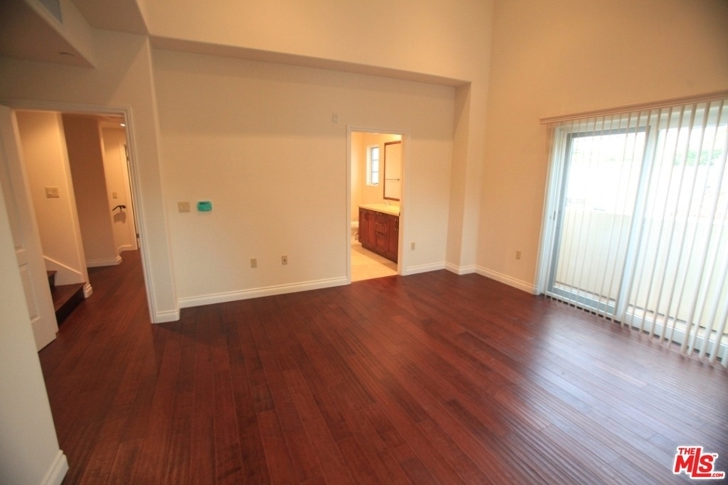 10765 Wilkins Avenue - Photo 7