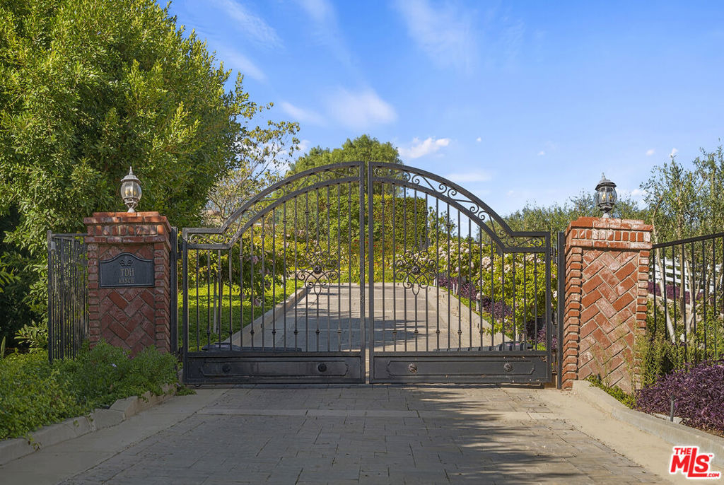 11875 Pradera Road - Photo 7