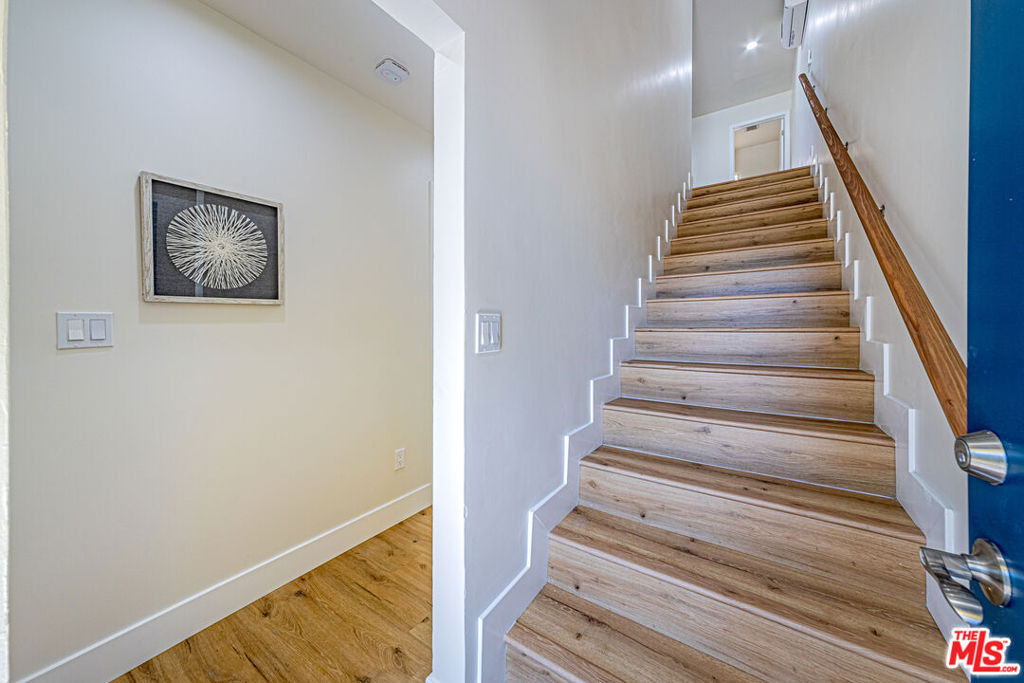 5633 La Mirada Avenue - Photo 16