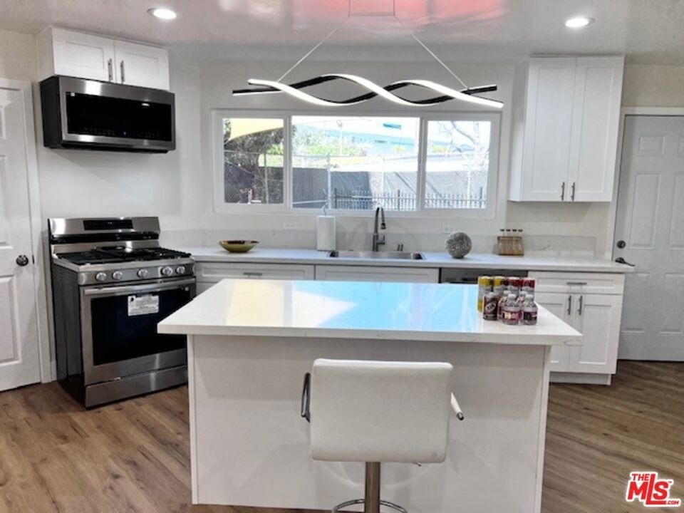 5633 La Mirada Avenue - Photo 6