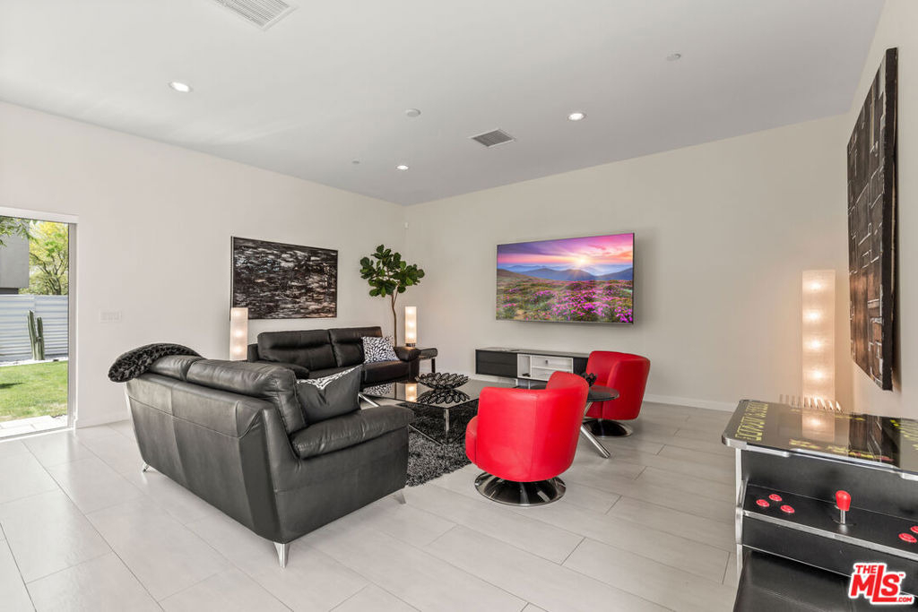 1052 Audrey Drive - Photo 10