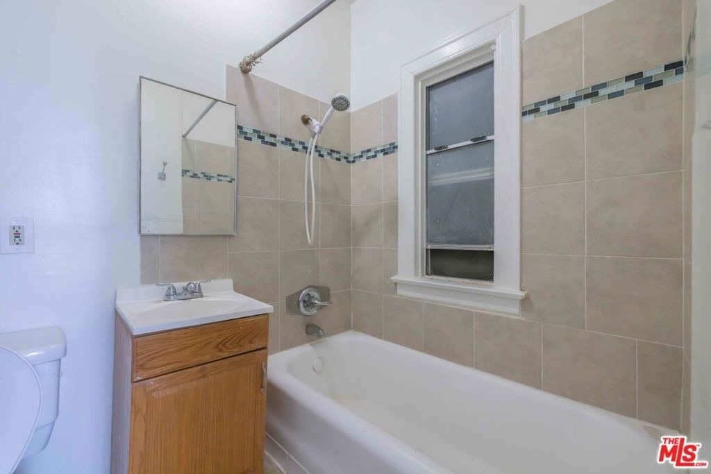 2629 W 8th Street - Photo 11