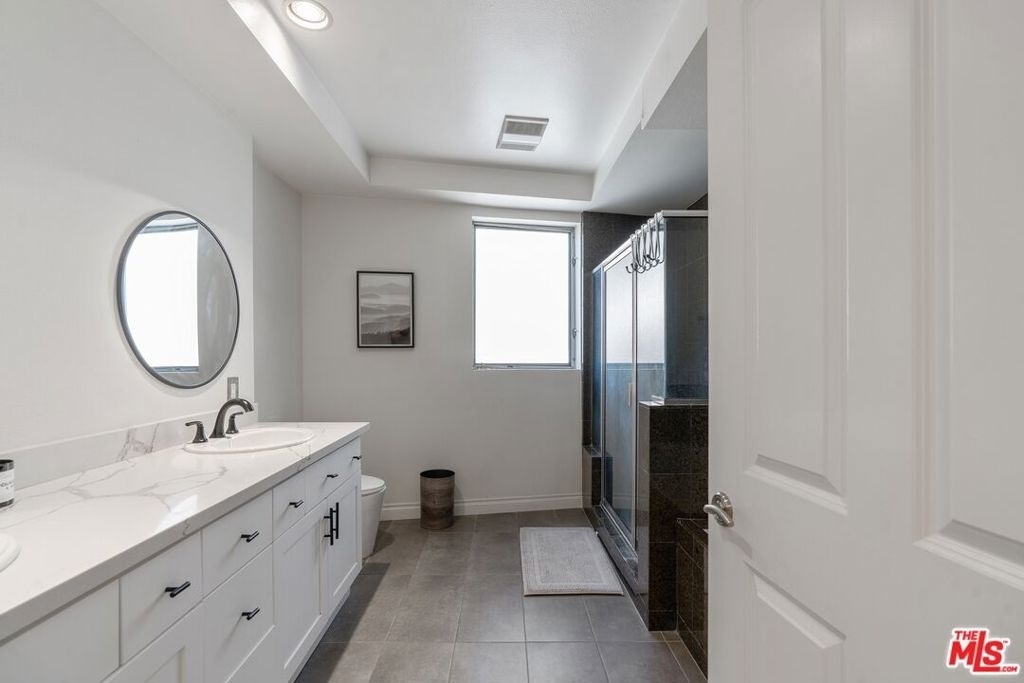 2111 S Beverly Glen Boulevard - Photo 15