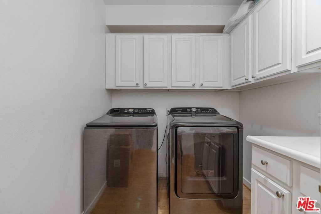 2111 S Beverly Glen Boulevard - Photo 20