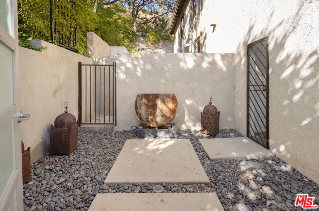 6319 Heather Drive - Photo 22