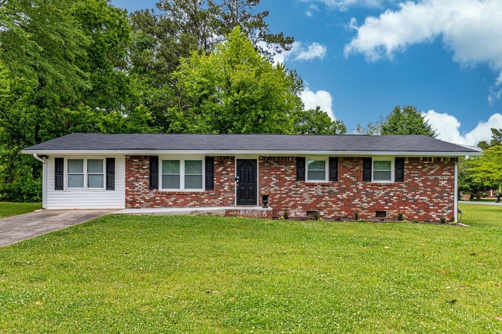 941 Pine Manor - Photo 27