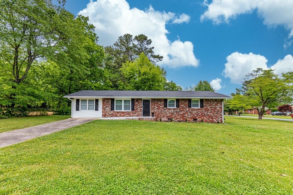 941 Pine Manor - Photo 26