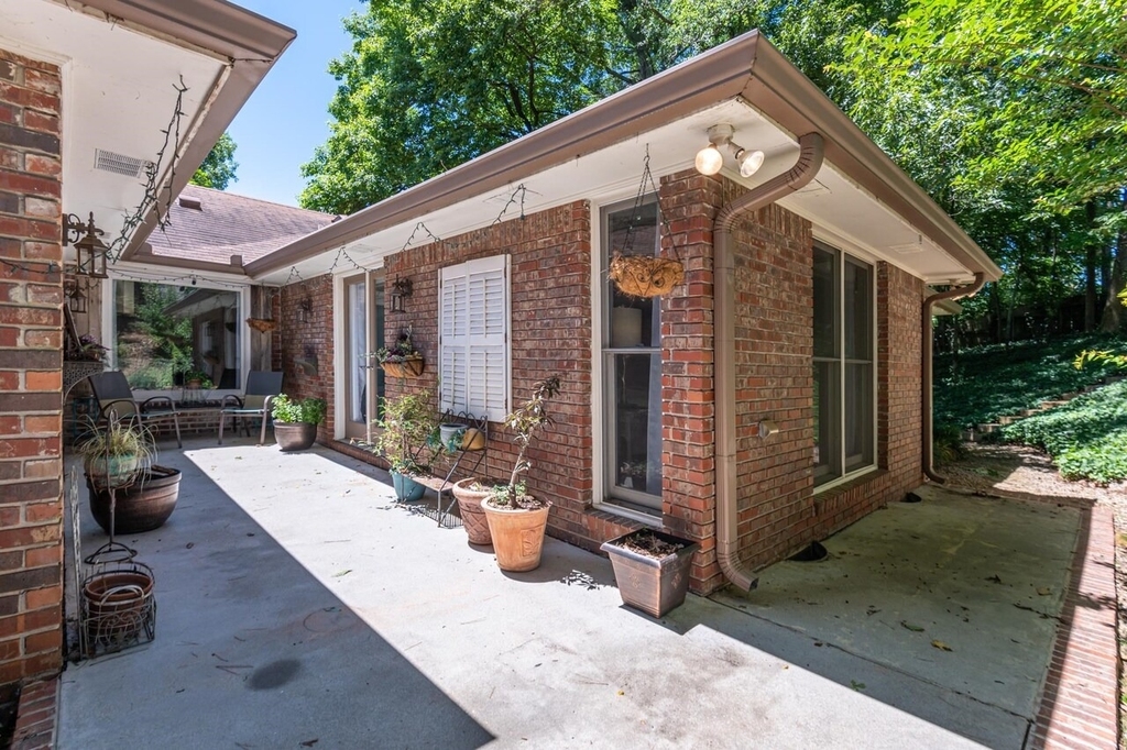 3926 Pineview Drive Se - Photo 29