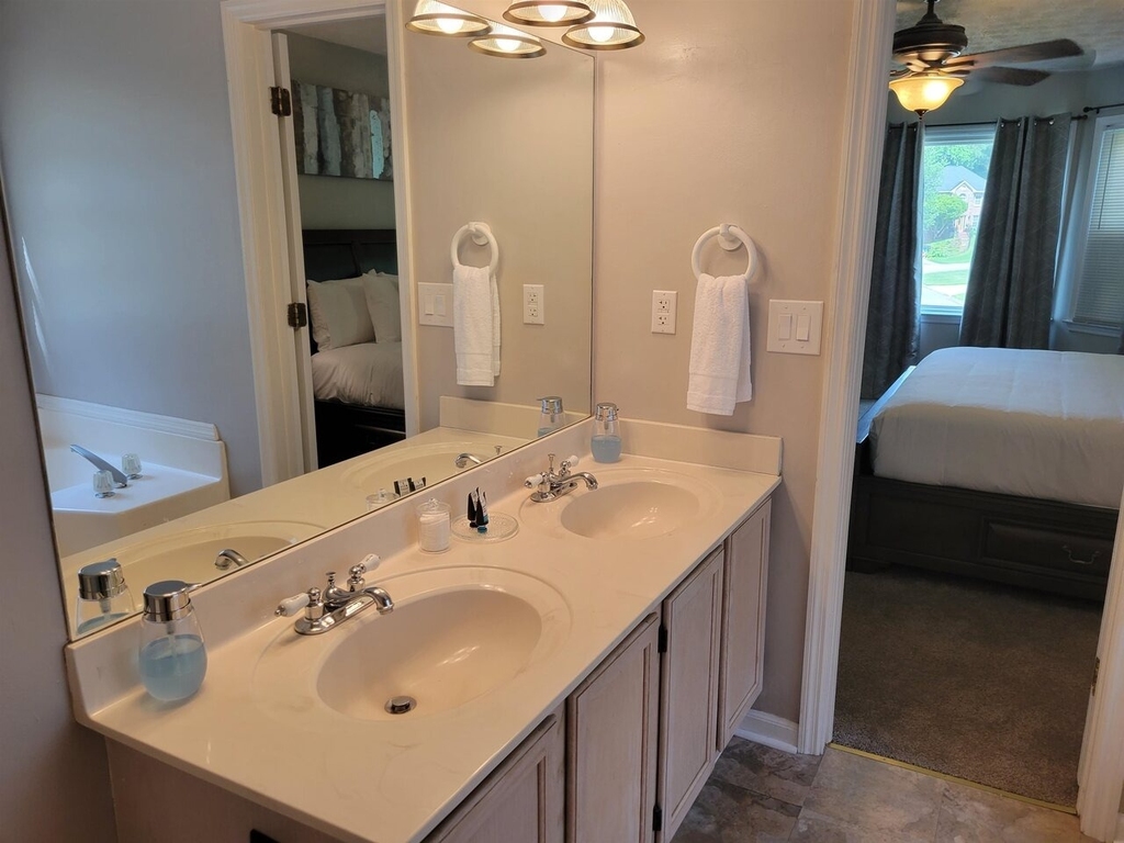 1356 Velvet Creek - Photo 36