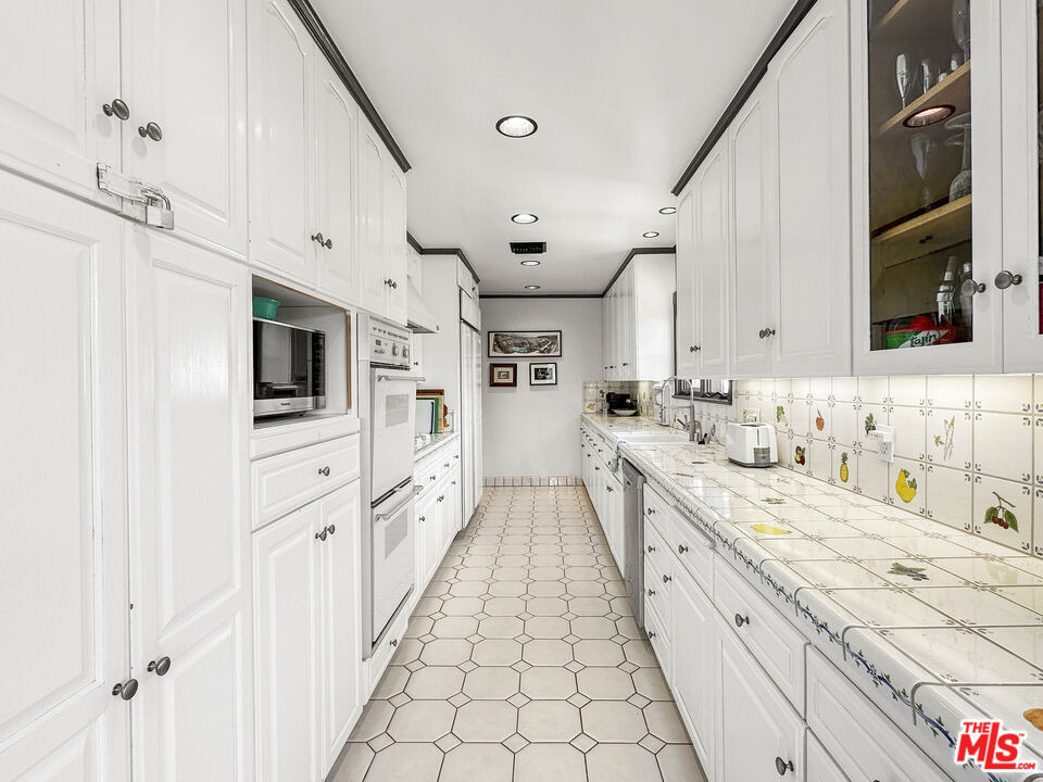 3537 Berry Drive - Photo 12