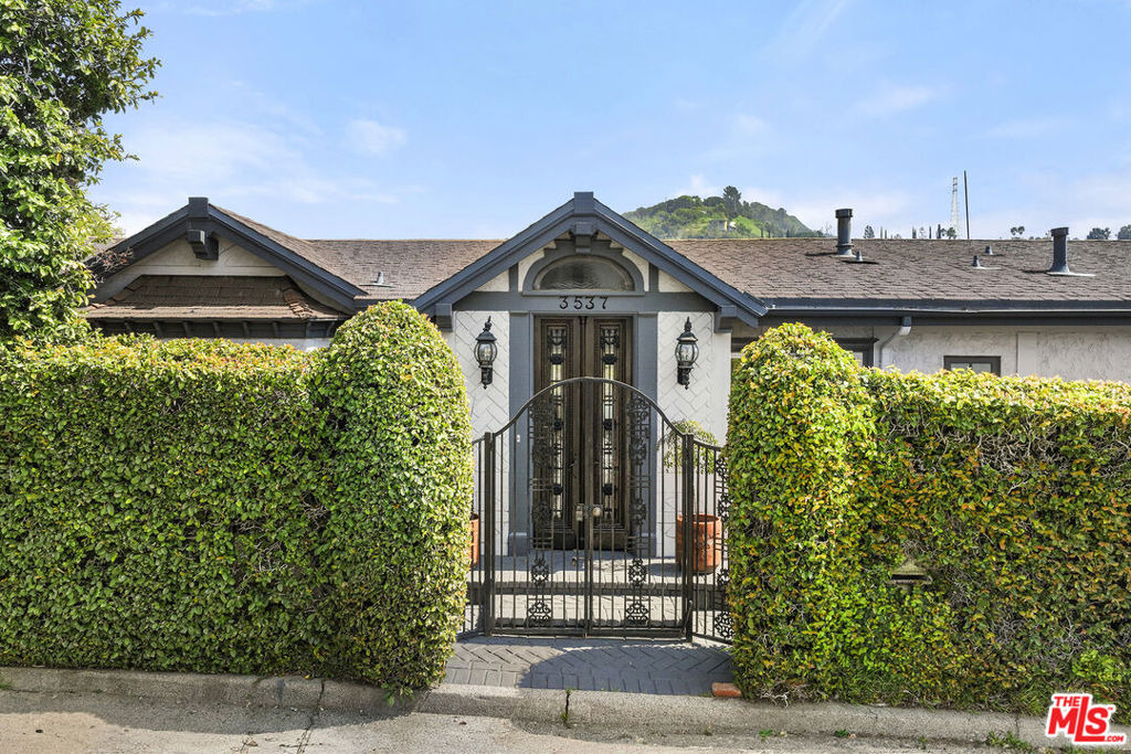 3537 Berry Drive - Photo 1