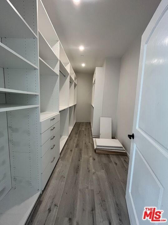 913 Hilldale Avenue - Photo 8