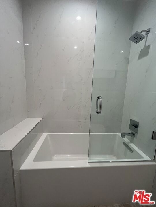 913 Hilldale Avenue - Photo 16